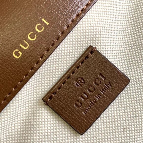 Gucci Handheld Bags, Chain Bags - Picture 9 of 9